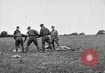 Standbild 318 Infanterie Regiment Chaumont Frankreich, 1918, aus Sekunde 14 historischem Filmmaterial Videoclip 65675044415