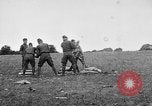 Standbild 318 Infanterie Regiment Chaumont Frankreich, 1918, aus Sekunde 18 historischem Filmmaterial Videoclip 65675044415