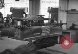 Image masque à gaz Manufacturing Factory France, 1918, de la seconde 50 séquences d'archives historiques vidéo 65675044419