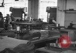Image masque à gaz Manufacturing Factory France, 1918, de la seconde 52 séquences d'archives historiques vidéo 65675044419