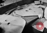 Image masque à gaz Manufacturing Factory France, 1918, de la seconde 55 séquences d'archives historiques vidéo 65675044419
