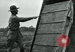 Immagine di Maschere a gas nella prima guerra mondiale Francia, 1918, secondo 30 filmato di repertorio 65675044436