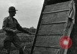 Immagine di Maschere a gas nella prima guerra mondiale Francia, 1918, secondo 39 filmato di repertorio 65675044436