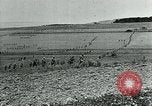 Standbild Ersten Weltkrieg gas Angriff Frankreich, 1918, aus Sekunde 26 historischem Filmmaterial Videoclip 65675044440