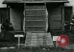 Standbild US Army chemical warfare Training United States USA, 1918, aus Sekunde 32 historischem Filmmaterial Videoclip 65675044442