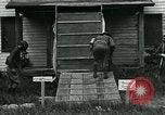 Standbild US Army chemical warfare Training United States USA, 1918, aus Sekunde 36 historischem Filmmaterial Videoclip 65675044442
