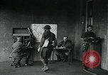 Standbild US Army chemical warfare Training United States USA, 1918, aus Sekunde 42 historischem Filmmaterial Videoclip 65675044442