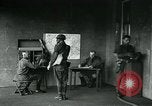 Standbild US Army chemical warfare Training United States USA, 1918, aus Sekunde 43 historischem Filmmaterial Videoclip 65675044442