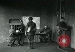 Standbild US Army chemical warfare Training United States USA, 1918, aus Sekunde 48 historischem Filmmaterial Videoclip 65675044442