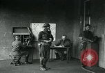 Standbild US Army chemical warfare Training United States USA, 1918, aus Sekunde 52 historischem Filmmaterial Videoclip 65675044442
