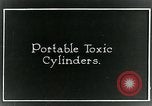 Immagine di Portable tossico di bombole di gas United States USA, 1921, secondo 19 filmato di repertorio 65675044444