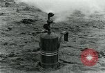 Immagine di Portable tossico di bombole di gas United States USA, 1921, secondo 24 filmato di repertorio 65675044444