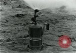 Immagine di Portable tossico di bombole di gas United States USA, 1921, secondo 29 filmato di repertorio 65675044444