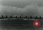 Immagine di Portable tossico di bombole di gas United States USA, 1921, secondo 51 filmato di repertorio 65675044444