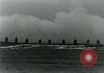 Immagine di Portable tossico di bombole di gas United States USA, 1921, secondo 53 filmato di repertorio 65675044444