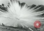 Image le phosphore des grenades à main United States USA, 1921, de la seconde 22 séquences d'archives historiques vidéo 65675044447