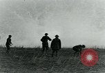 Image le phosphore des grenades à main United States USA, 1921, de la seconde 28 séquences d'archives historiques vidéo 65675044447