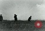 Image le phosphore des grenades à main United States USA, 1921, de la seconde 34 séquences d'archives historiques vidéo 65675044447