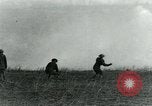 Image le phosphore des grenades à main United States USA, 1921, de la seconde 40 séquences d'archives historiques vidéo 65675044447