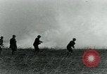 Image le phosphore des grenades à main United States USA, 1921, de la seconde 43 séquences d'archives historiques vidéo 65675044447