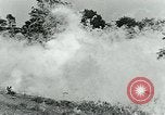 Image le phosphore des grenades à main United States USA, 1921, de la seconde 48 séquences d'archives historiques vidéo 65675044447