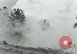 Image le phosphore des grenades à main United States USA, 1921, de la seconde 51 séquences d'archives historiques vidéo 65675044447