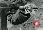 Image le phosphore des grenades à main United States USA, 1921, de la seconde 57 séquences d'archives historiques vidéo 65675044447