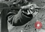 Image le phosphore des grenades à main United States USA, 1921, de la seconde 59 séquences d'archives historiques vidéo 65675044447