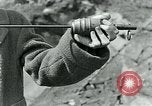 Image le phosphore des grenades à main United States USA, 1921, de la seconde 60 séquences d'archives historiques vidéo 65675044447