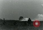 Image le phosphore des grenades à main United States USA, 1921, de la seconde 61 séquences d'archives historiques vidéo 65675044447