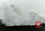 Image Le phosphore grenade à main United States USA, 1921, de la seconde 19 séquences d'archives historiques vidéo 65675044448