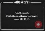 Standbild US-Truppen bereit in Gräben während Ersten Weltkrieg Elsass Deutschland, 1918, aus Sekunde 10 historischem Filmmaterial Videoclip 65675044462