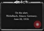 Standbild US-Truppen bereit in Gräben während Ersten Weltkrieg Elsass Deutschland, 1918, aus Sekunde 11 historischem Filmmaterial Videoclip 65675044462