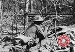 Standbild US-Truppen bereit in Gräben während Ersten Weltkrieg Elsass Deutschland, 1918, aus Sekunde 37 historischem Filmmaterial Videoclip 65675044462