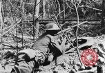 Standbild US-Truppen bereit in Gräben während Ersten Weltkrieg Elsass Deutschland, 1918, aus Sekunde 38 historischem Filmmaterial Videoclip 65675044462