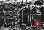 Standbild US-Truppen bereit in Gräben während Ersten Weltkrieg Elsass Deutschland, 1918, aus Sekunde 46 historischem Filmmaterial Videoclip 65675044462