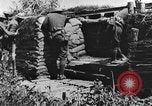 Standbild US-Truppen bereit in Gräben während Ersten Weltkrieg Elsass Deutschland, 1918, aus Sekunde 54 historischem Filmmaterial Videoclip 65675044462