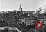 Image Français ville bombardée Thiaucourt France, 1918, de la seconde 25 séquences d'archives historiques vidéo 65675044467