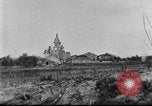 Image Français ville bombardée Rambucourt France, 1918, de la seconde 15 séquences d'archives historiques vidéo 65675044468