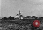 Image Français ville bombardée Rambucourt France, 1918, de la seconde 35 séquences d'archives historiques vidéo 65675044468