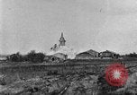 Image Français ville bombardée Rambucourt France, 1918, de la seconde 39 séquences d'archives historiques vidéo 65675044468