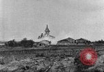 Image Français ville bombardée Rambucourt France, 1918, de la seconde 46 séquences d'archives historiques vidéo 65675044468