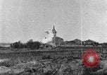 Image Français ville bombardée Rambucourt France, 1918, de la seconde 61 séquences d'archives historiques vidéo 65675044468