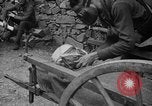 Standbild USA Soldaten Frankreich, 1918, aus Sekunde 39 historischem Filmmaterial Videoclip 65675044472