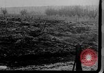 Standbild kanadischen Truppen Ploegsteert Belgien, 1917, aus Sekunde 36 historischem Filmmaterial Videoclip 65675044475
