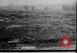 Standbild kanadischen Truppen Ploegsteert Belgien, 1917, aus Sekunde 42 historischem Filmmaterial Videoclip 65675044475