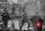 Standbild kanadischen Truppen Ploegsteert Belgien, 1917, aus Sekunde 45 historischem Filmmaterial Videoclip 65675044475