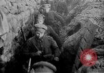 Standbild kanadischen Truppen Ploegsteert Belgien, 1917, aus Sekunde 61 historischem Filmmaterial Videoclip 65675044475