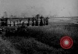 Image en Belgique pendant des forces canadiennes Première Guerre Mondiale Flandre occidentale Belgique, 1917, de la seconde 26 séquences d'archives historiques vidéo 65675044478
