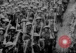 Image en Belgique pendant des forces canadiennes Première Guerre Mondiale Flandre occidentale Belgique, 1917, de la seconde 35 séquences d'archives historiques vidéo 65675044478